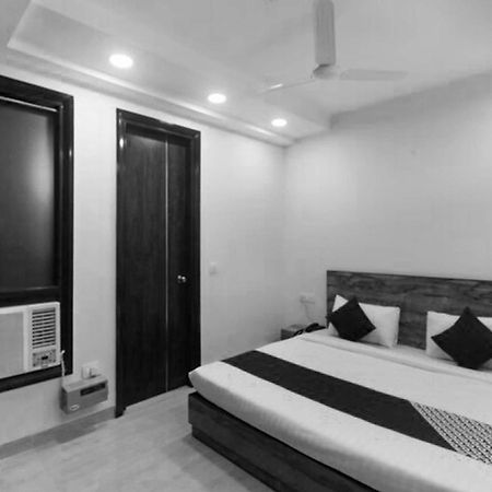 Super Hotel O Comfort Residency Near Artemis Hospital Gurgaon Zewnętrze zdjęcie
