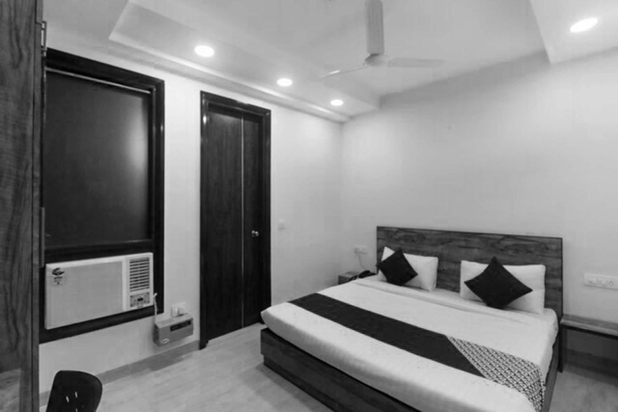 Super Hotel O Comfort Residency Near Artemis Hospital Gurgaon Zewnętrze zdjęcie
