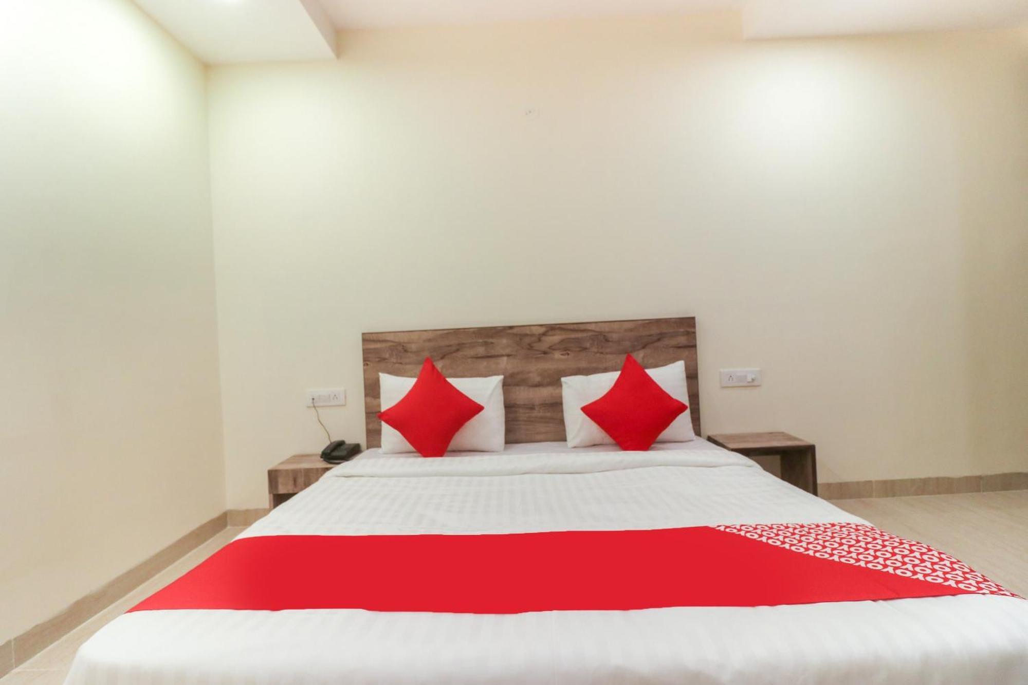 Super Hotel O Comfort Residency Near Artemis Hospital Gurgaon Zewnętrze zdjęcie