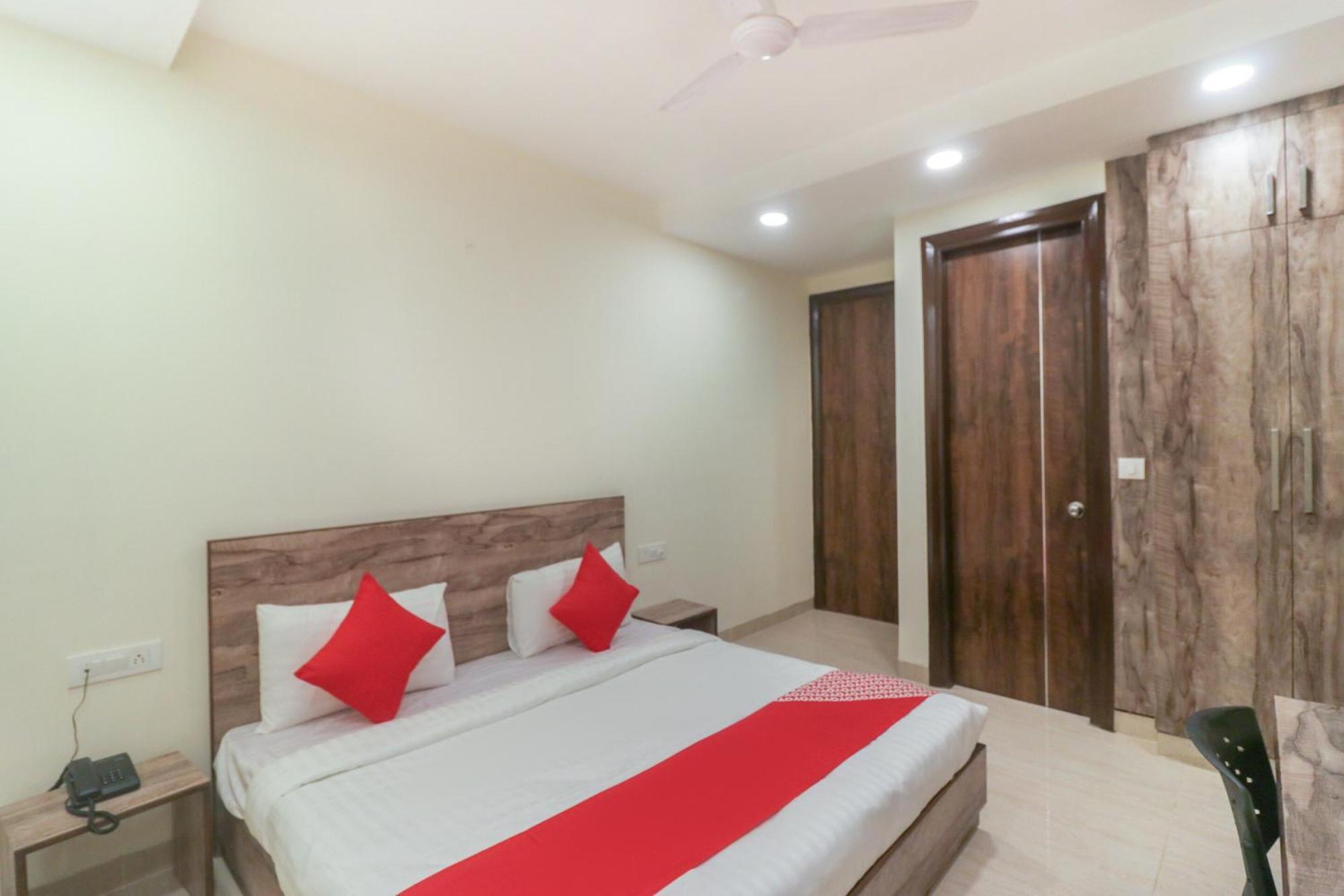 Super Hotel O Comfort Residency Near Artemis Hospital Gurgaon Zewnętrze zdjęcie